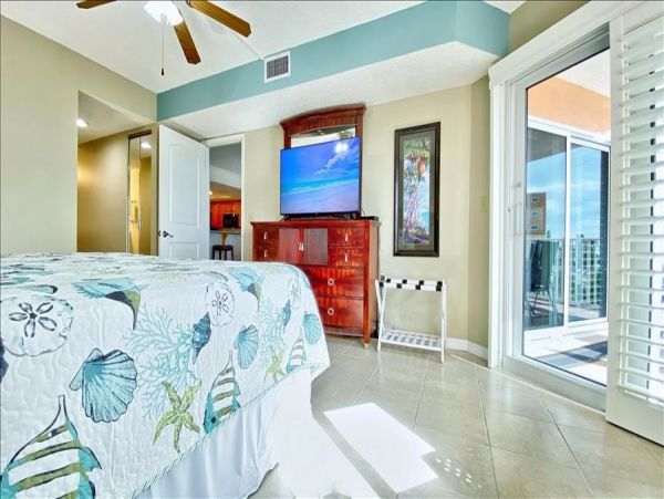 Beach Lovely Awaits your Arrivel