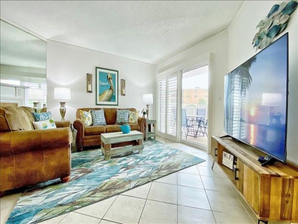 Beach Lovely Awaits your Arrivel