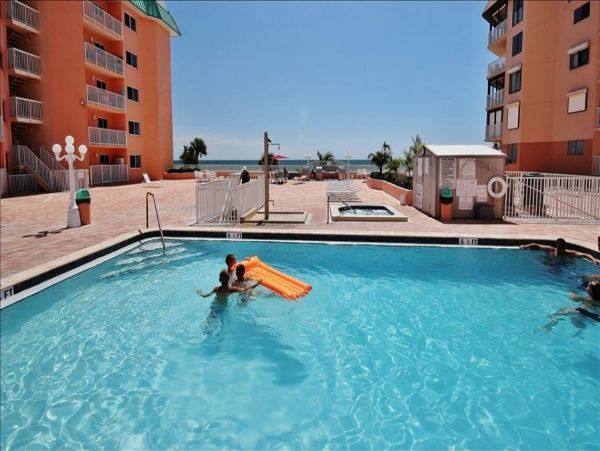 Beach Lovely Awaits your Arrivel