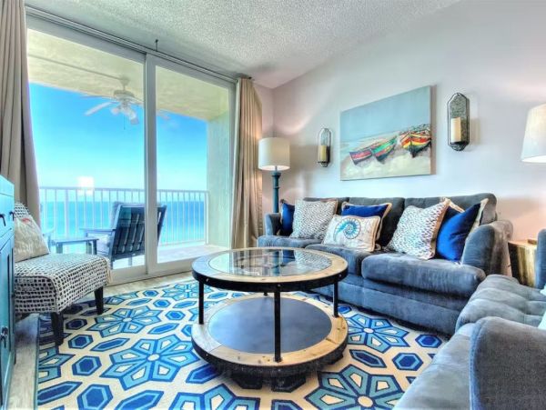 Charming Beachfront Vacation Rental With Three Bedrooms