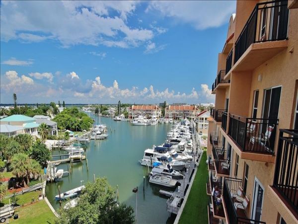 Indian Rocks Indian Shores Condo 983557
