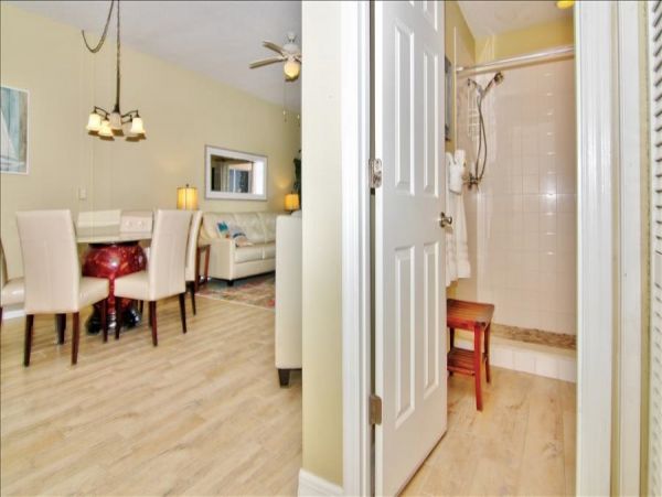 Indian Rocks Indian Shores Condo 983557