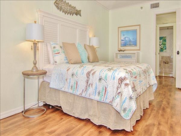 Indian Rocks Indian Shores Condo 983558