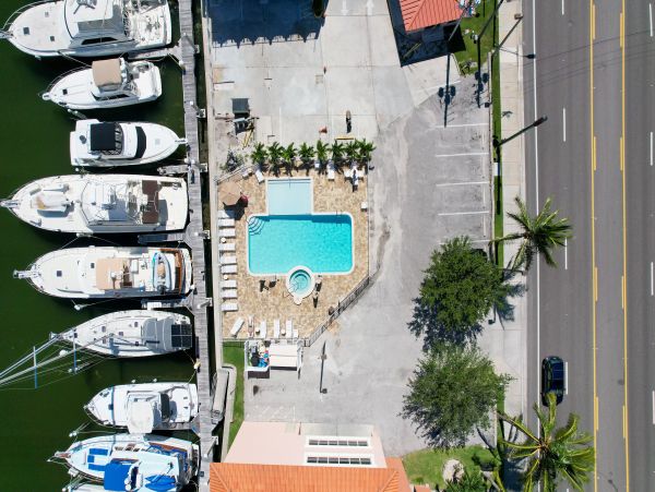 Walk to Beach Madeira Vacation Condo Two Bedroom
