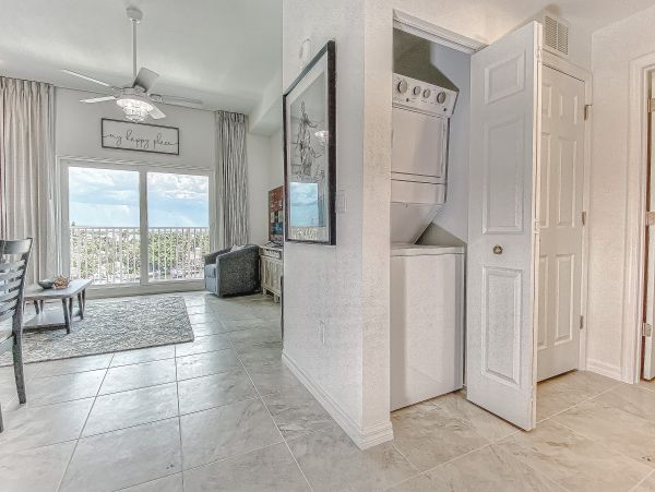Walk to Beach Madeira Vacation Condo Two Bedroom