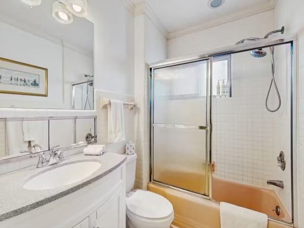 Madeira Beach Penthouse Four Bedroom Sleeps 12