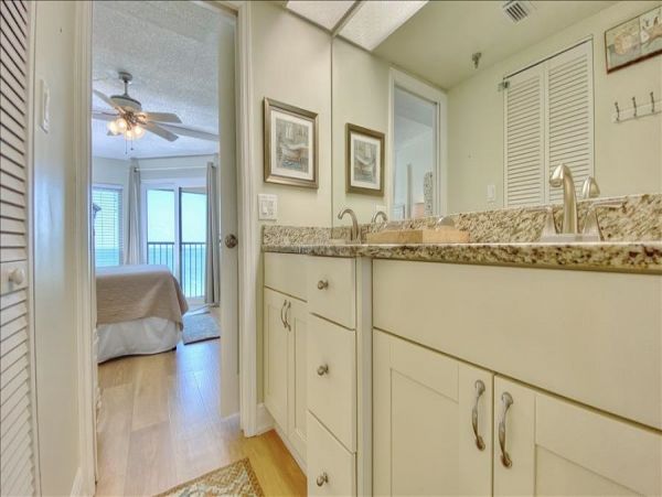 Indian Shores Ai Condo 983564