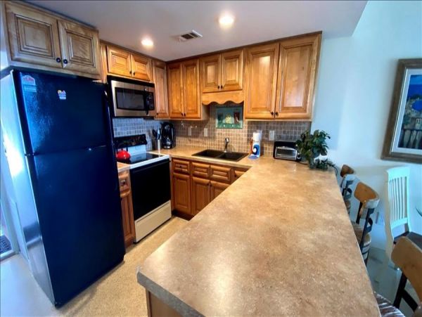 Madeira Beach 2 Bedroom Oceanfront Condo