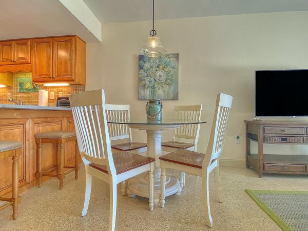 Madeira Beach 2 Bedroom Oceanfront Condo