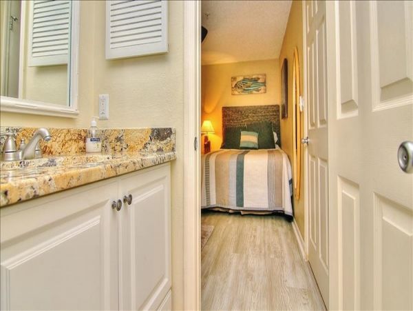 Indian Rocks Indian Shores Condo 983573