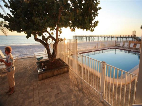 Indian Shores Ai Condo 983574