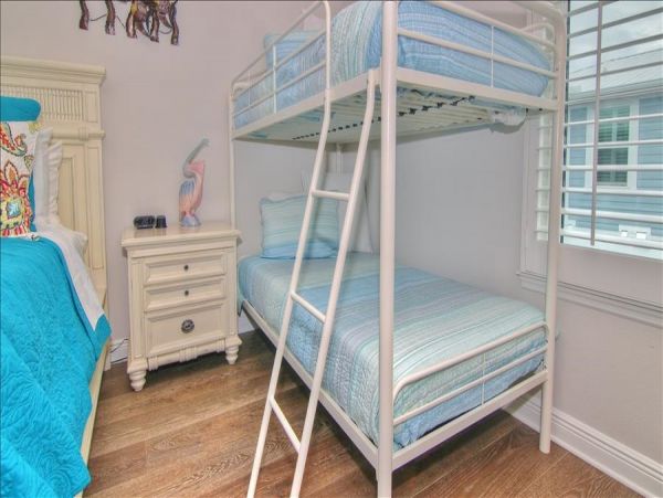 Three Bedroom Redington Beach Condo Across From Beach