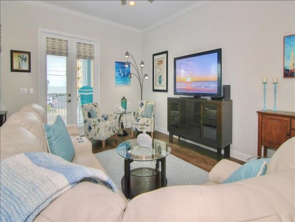 Three Bedroom Redington Beach Condo Across From Beach