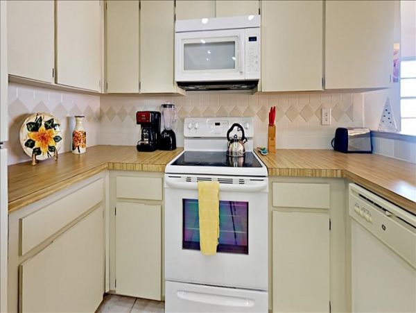Indian Shores Ai Condo 983576
