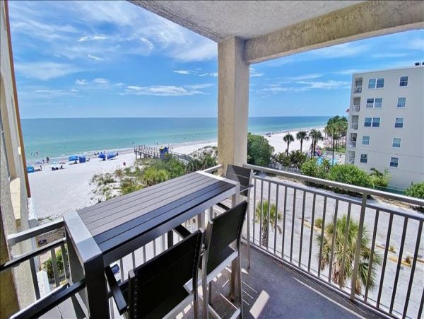 Indian Rocks Indian Shores Condo 983578
