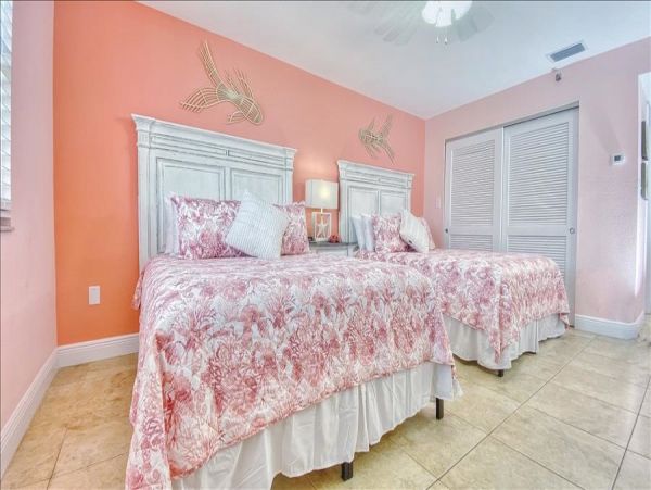 Indian Rocks Indian Shores Condo 983578