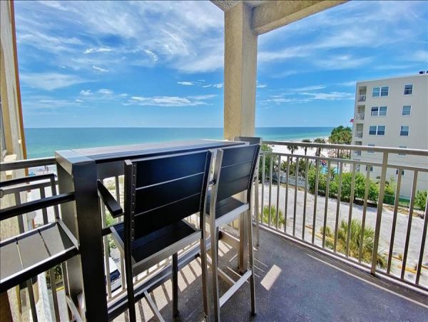 Indian Rocks Indian Shores Condo 983578