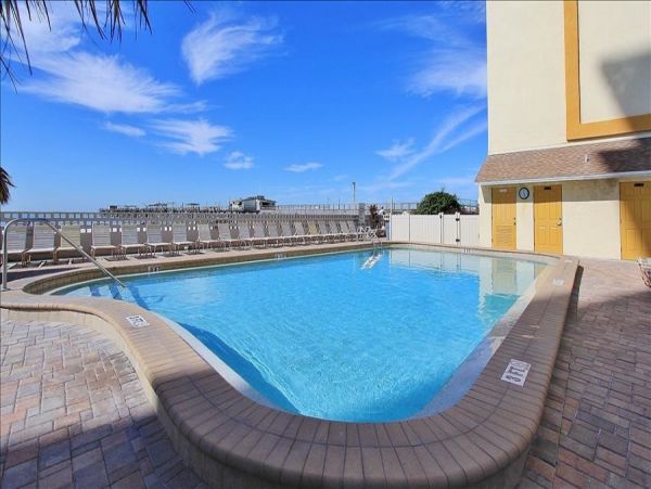 Indian Rocks Indian Shores Condo 983578