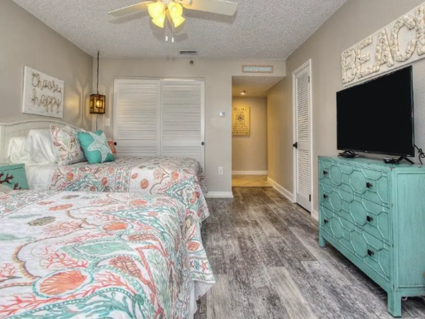 Beachfront Condo 3 Bedroom in Redington Shores