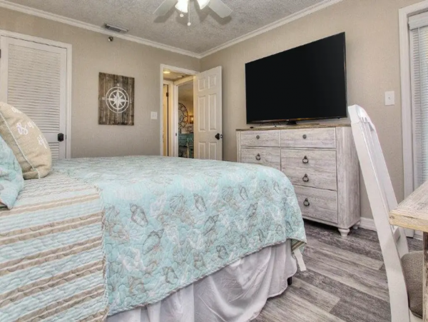 Beachfront Condo 3 Bedroom in Redington Shores