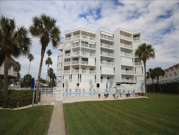 Indian Shores Ai Condo 983580
