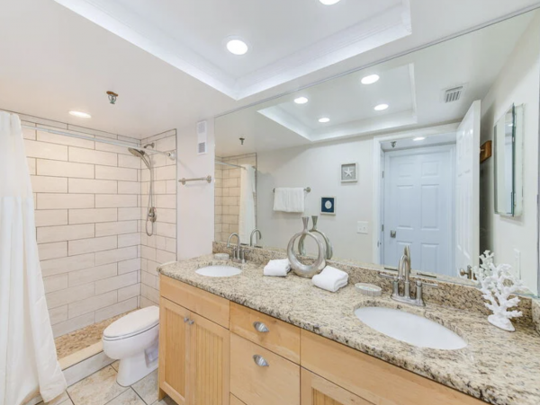 Beach-Chic Luxury Vacation Rental in Redington Shores