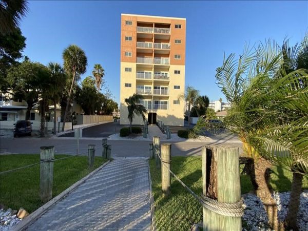 Indian Shores Ai Condo 983584
