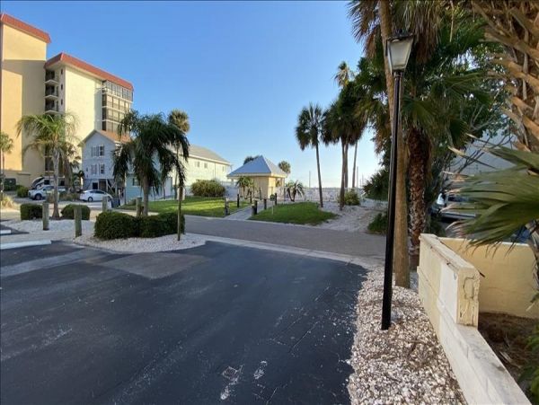 Indian Shores Ai Condo 983584