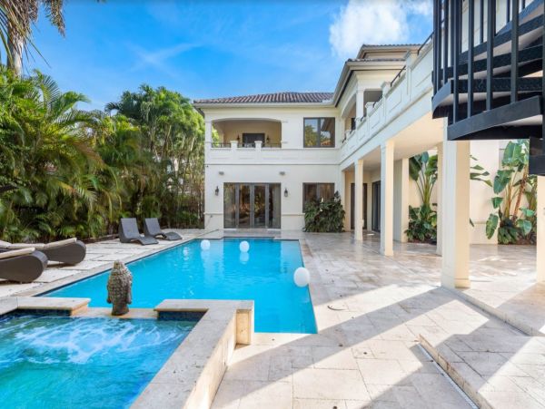 Posh Seven Bedroom Vacation Home in Miami With Private Pool