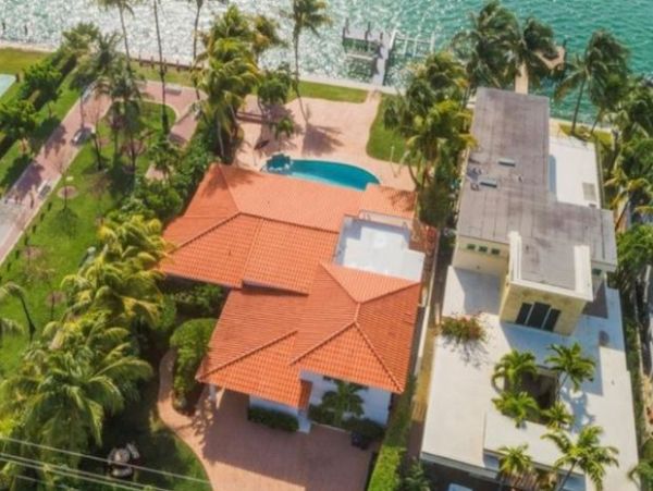 Waterfront Vacation Home with Private Pool