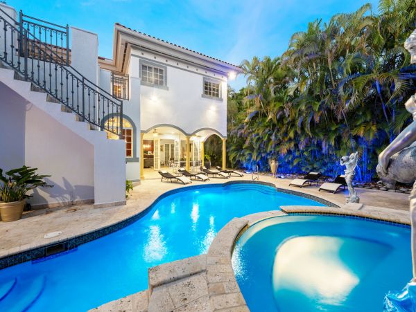 Private Pool Coral Gables Vacation Villa + Guests House - additional view, photo 3