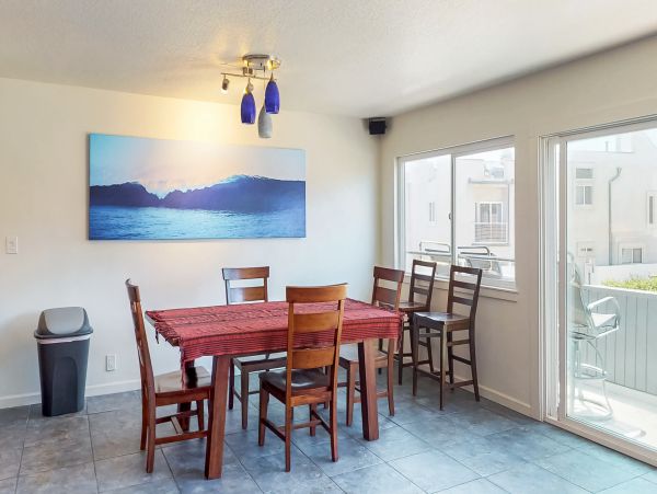 Newport Beach Home 983592