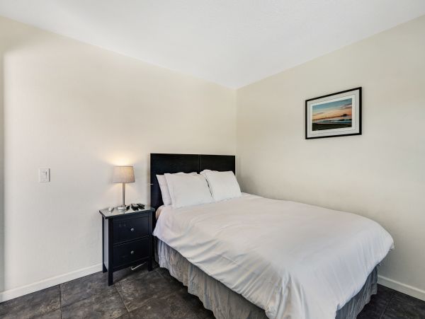 Newport Beach Home 983592