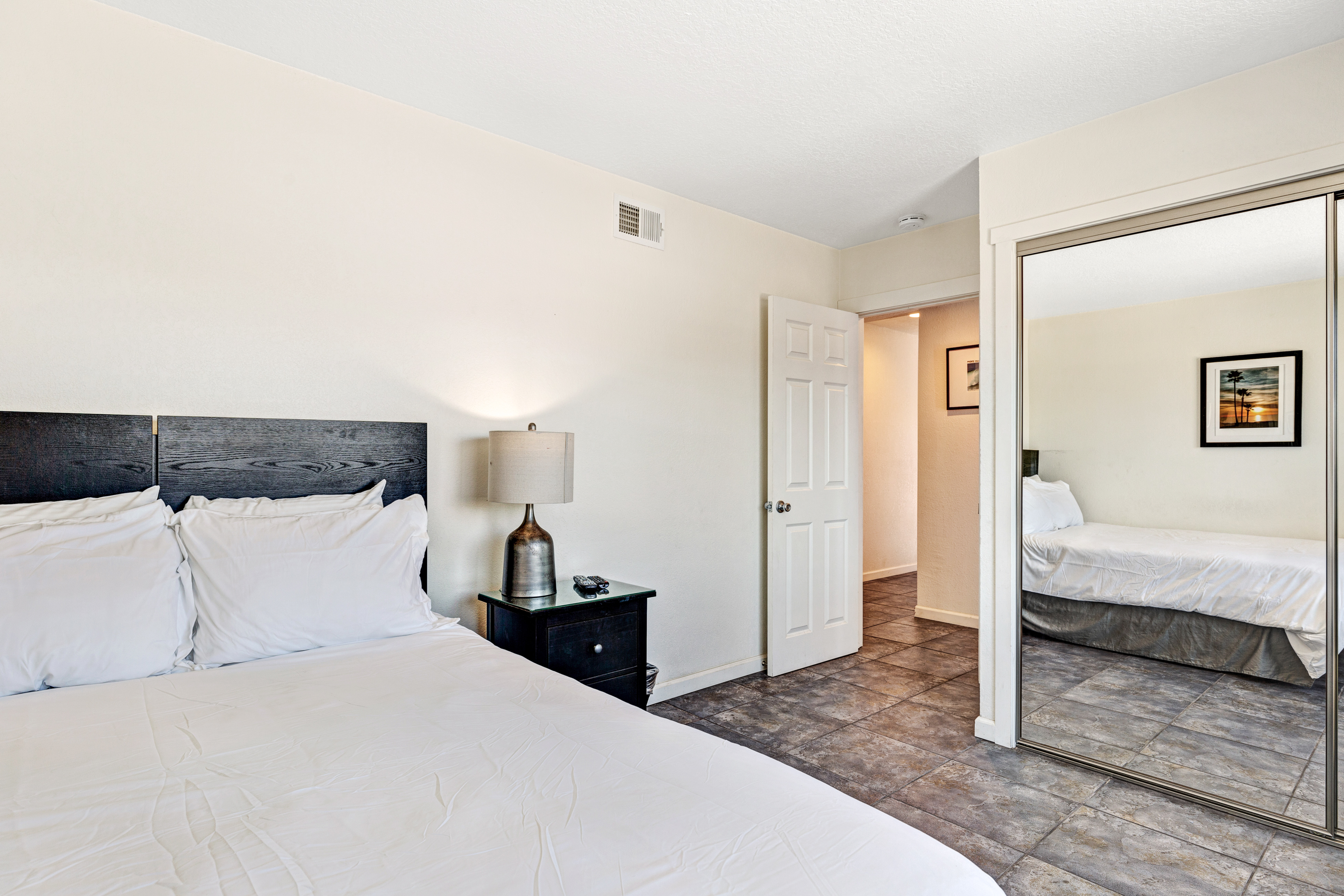 Newport Beach Home 983592