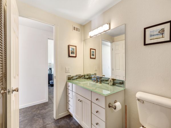 Newport Beach Home 983592