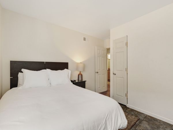 Newport Beach Home 983592