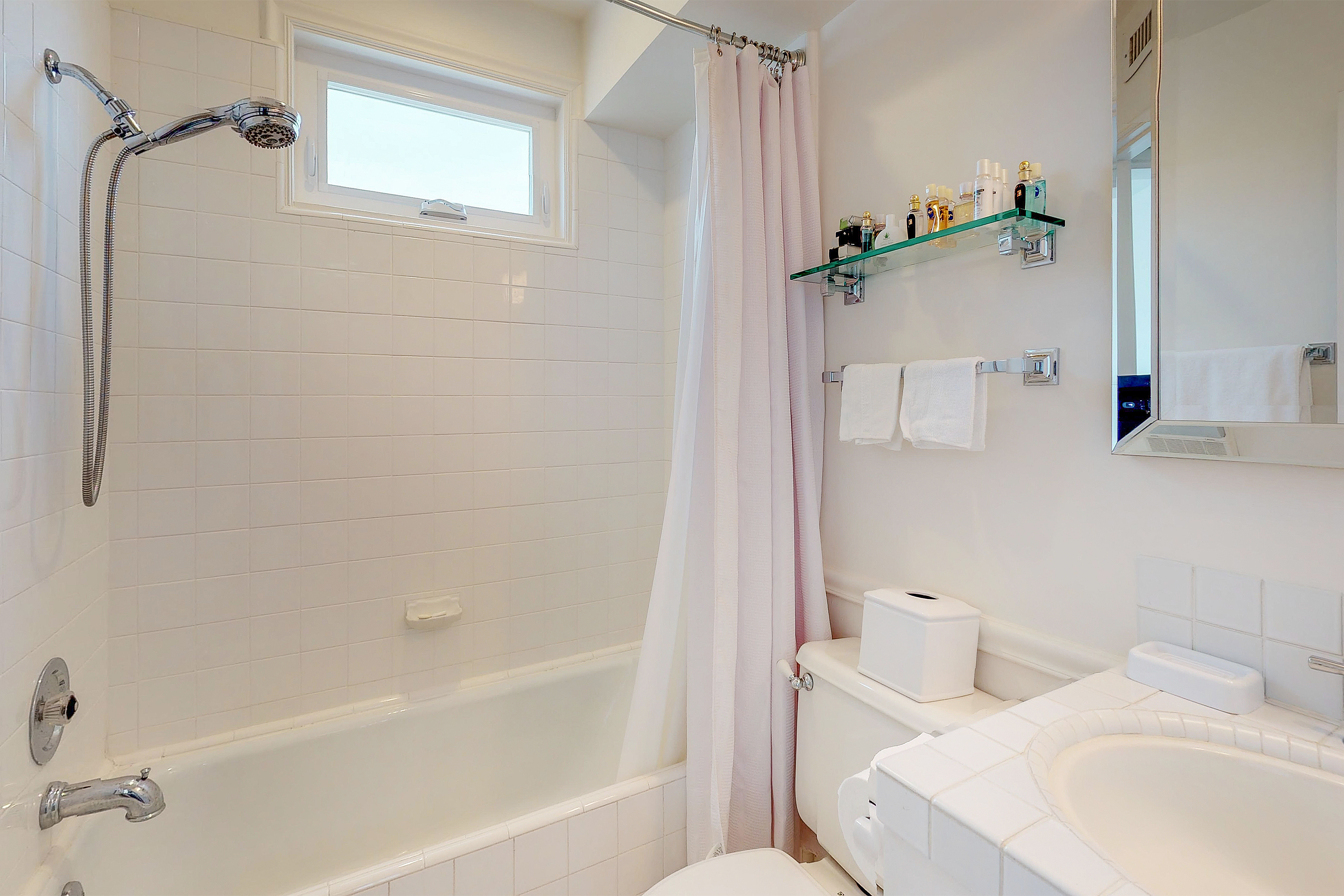 Newport Beach Home 983593