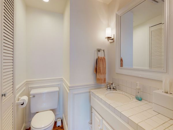 Newport Beach Home 983593