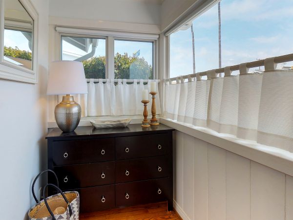 Newport Beach Home 983593