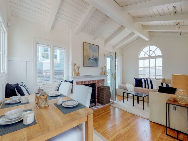 Newport Beach Home 983593