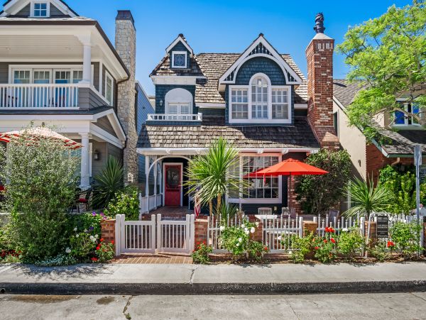 Newport Beach Home 983594