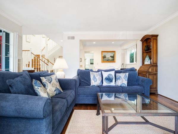 Newport Beach Home 983594
