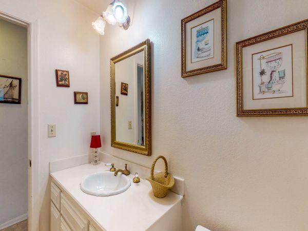 Newport Beach Home 983594