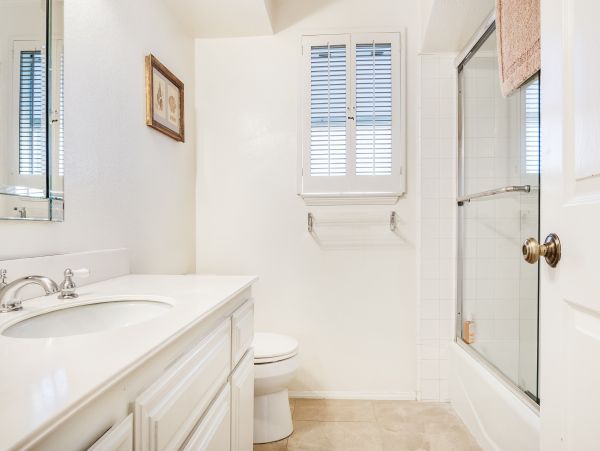 Newport Beach Home 983594