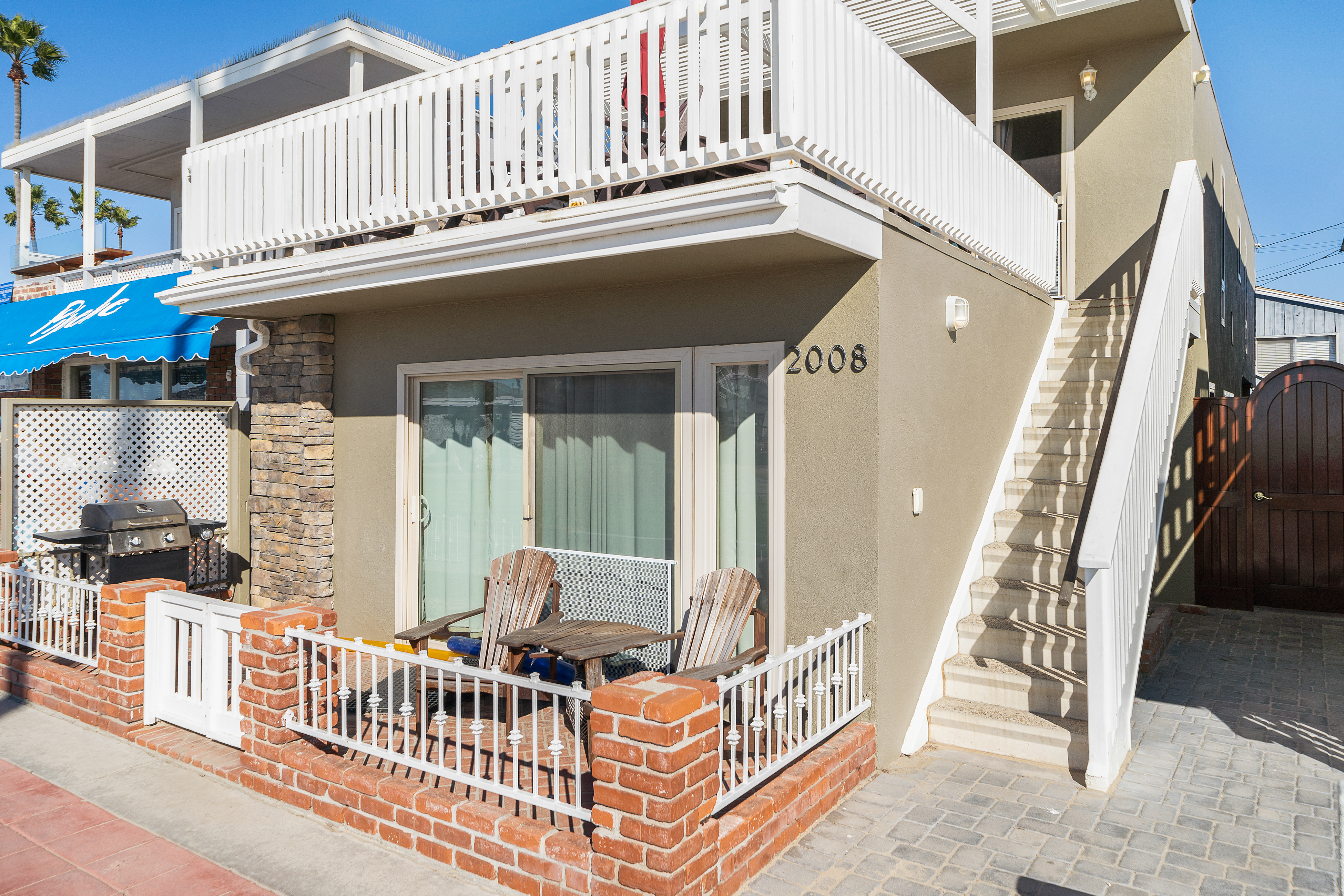 Ocean front Home with views and Beach access