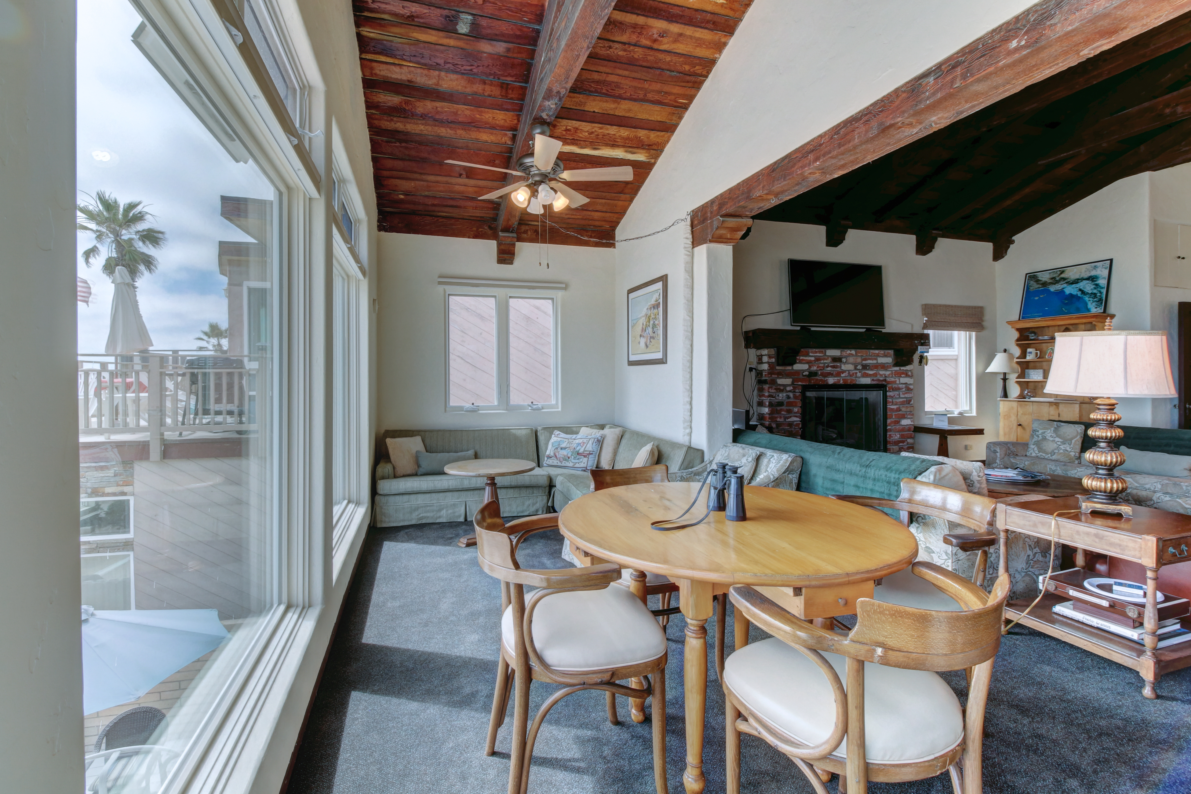 Newport Beach Home 983597