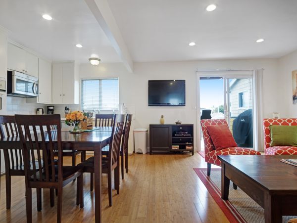 Newport Beach Home 983598
