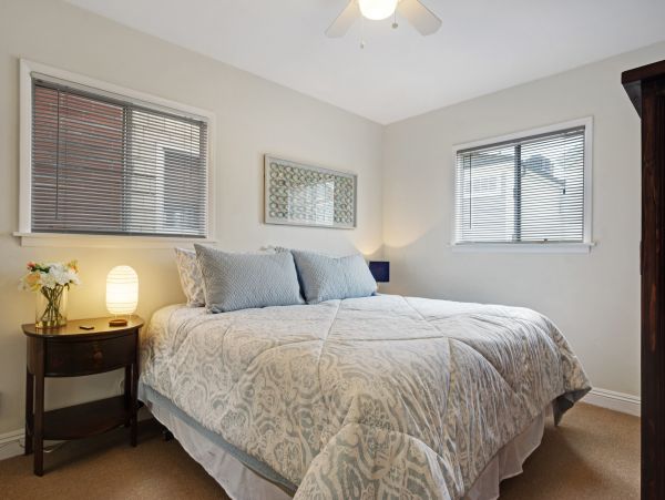 Newport Beach Home 983598
