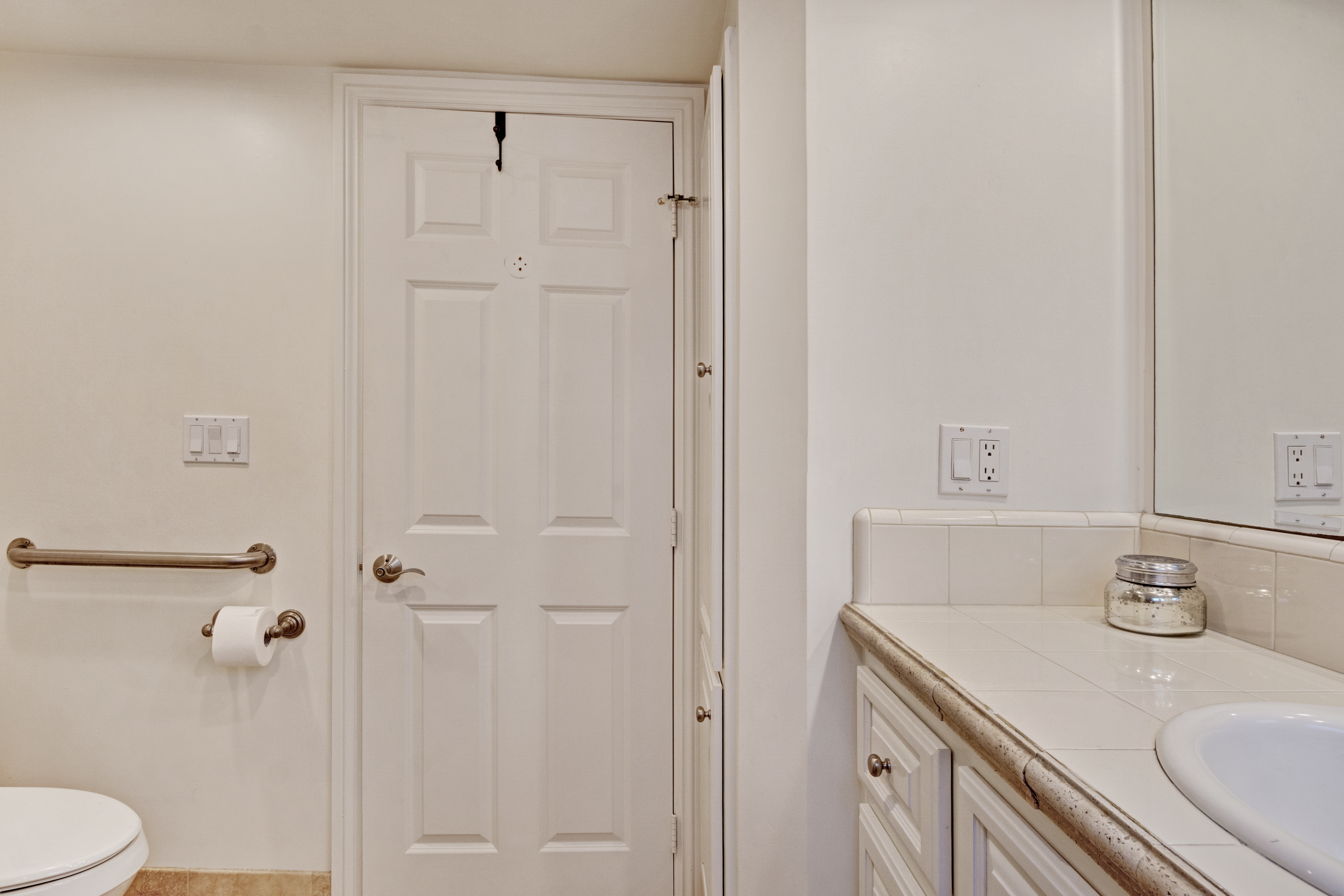 Newport Beach Home 983600