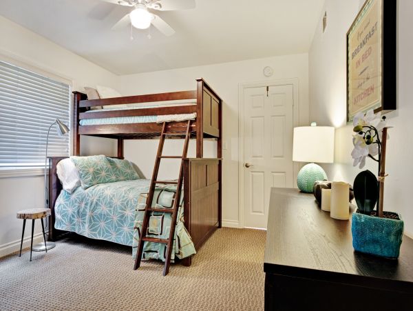 Newport Beach Home 983600
